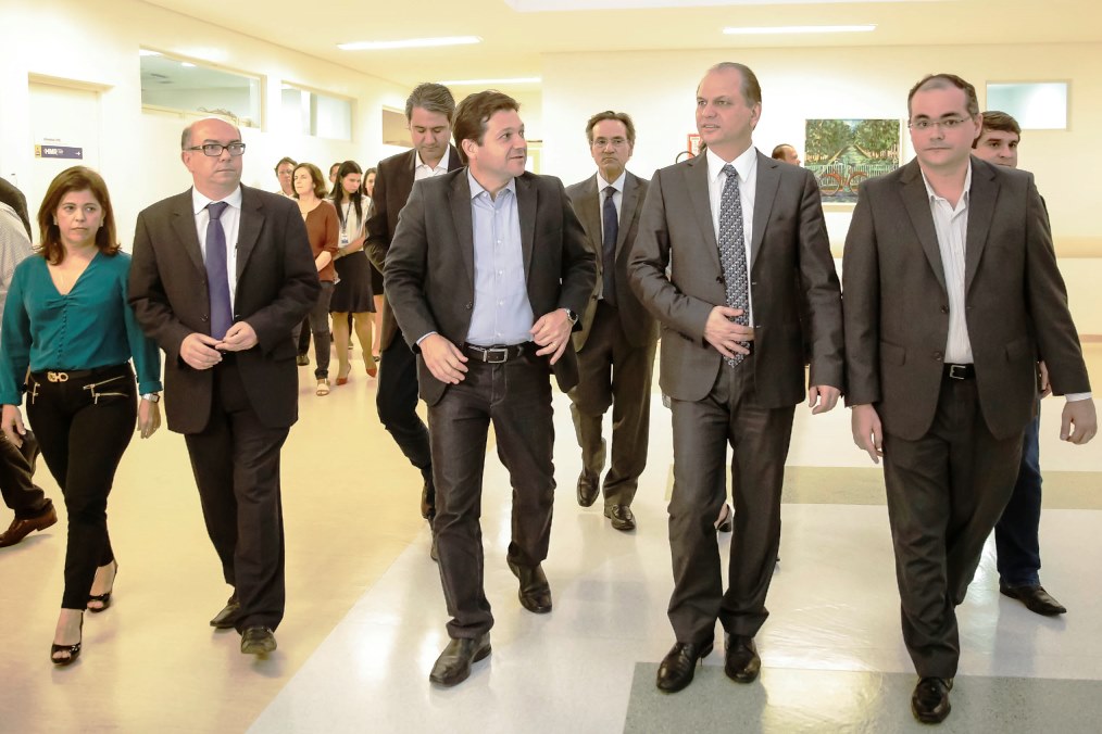 HMR-visita-ministro-saude.jpg