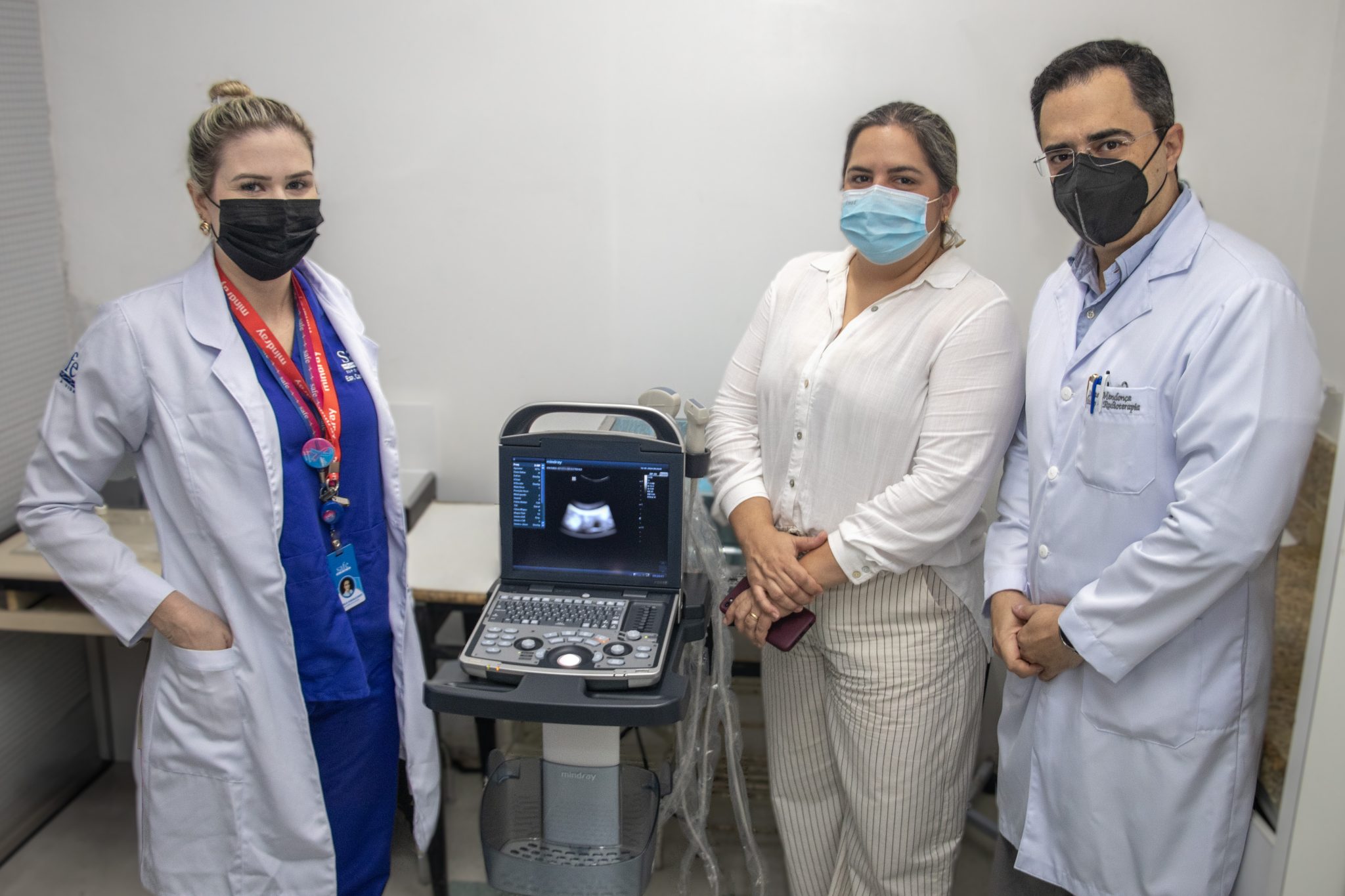 HCP adquire ultrassom guiada para realização de braquiterapia de colo ...